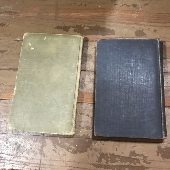 2 Antique Shakespeare Books- 1917 and 1922 - Picture 7 of 7